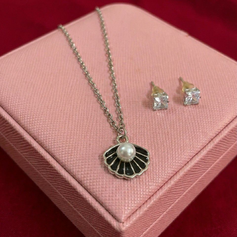 Silver Plated Shell Pendant Chain Set for Women | American Diamond Necklace with Earrings | Brass & Copper Jewellery | CP-46