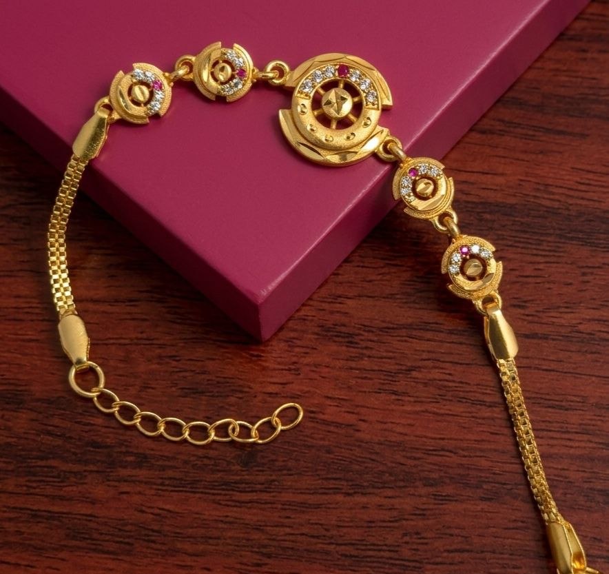 Gold Plated CZ Diamond Adjustable Chain Bracelet for Women | Dabi Peking Fashion Bracelet | B-67