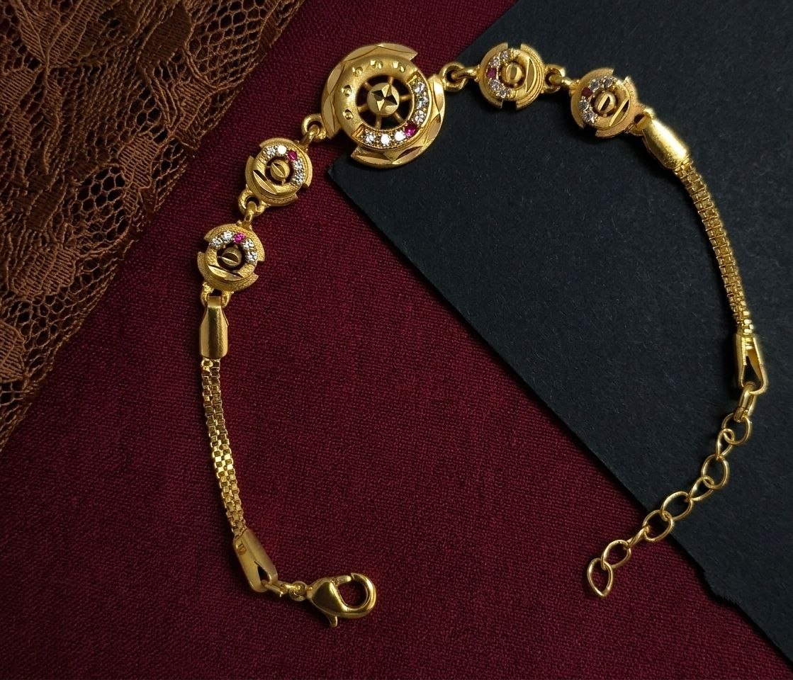 Gold Plated CZ Diamond Adjustable Chain Bracelet for Women | Dabi Peking Fashion Bracelet | B-67