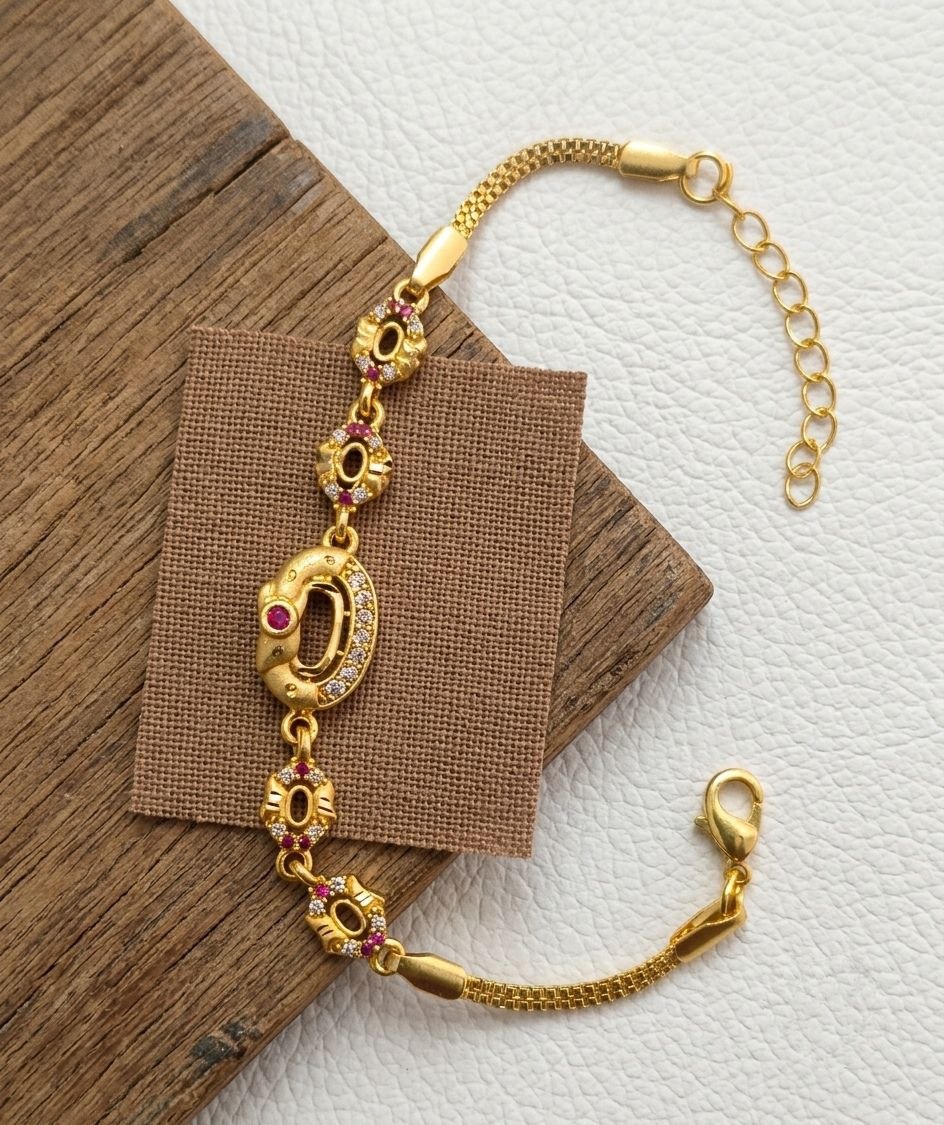 Gold Plated CZ Diamond Adjustable Chain Bracelet for Women | Dabi Peking Fashion Bracelet | B-70
