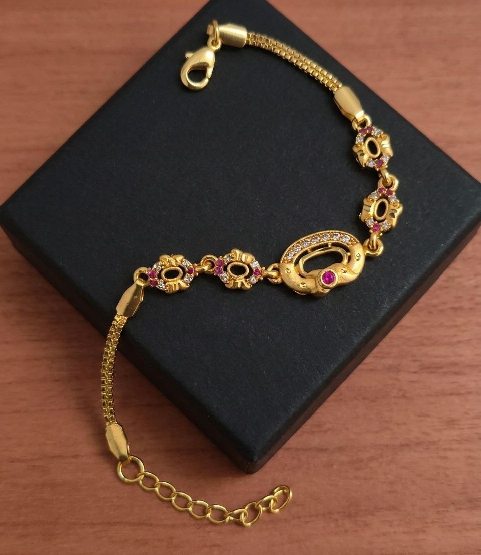 Gold Plated CZ Diamond Adjustable Chain Bracelet for Women | Dabi Peking Fashion Bracelet | B-70